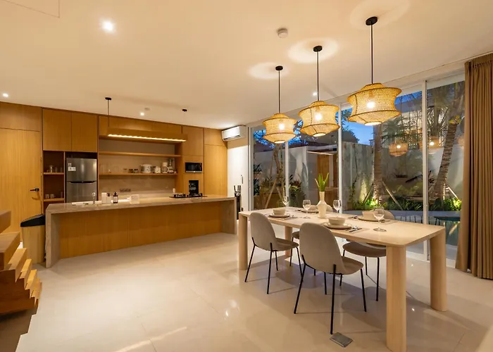 Villa 7br Twin 1, 2 & Tiga By Balisuperhost Canggu